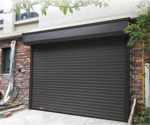 濟南卷簾門廠家說說關于卷簾門的維修保養需要注意的有關事項！